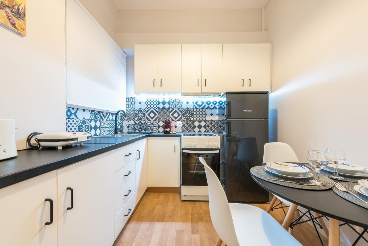 Gorgeous & Modern At Ampelokipi Metro Station By Greece Apartments Athen Exterior foto